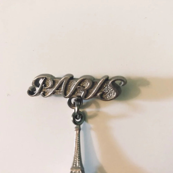 Vintage Paris Eiffel Tower Pin Souvenir Brooch - Picture 2 of 8